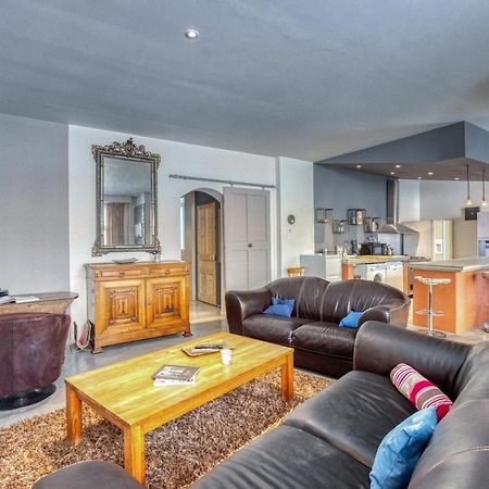 The 80'S - Tram Apartment Fontaine  Luaran gambar